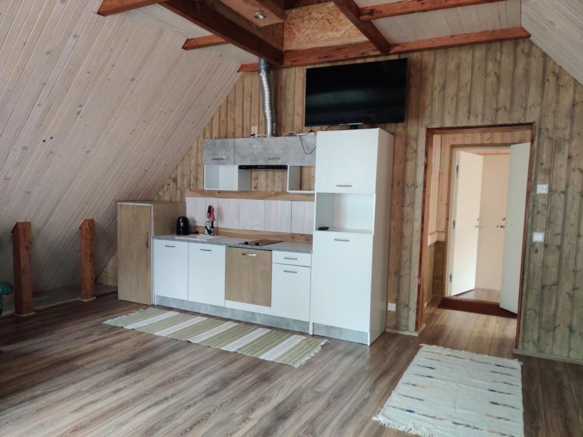 Oekopesa Kuelaliskorterid Otepää Buitenkant foto